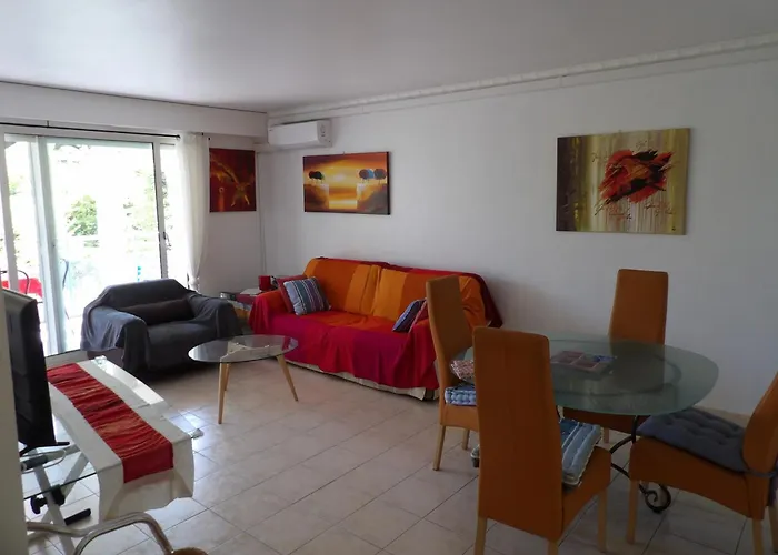 3p, Cannes, Domaine Securise, Piscine, Tennis, Golf, 3 Etoiles アパート カンヌ