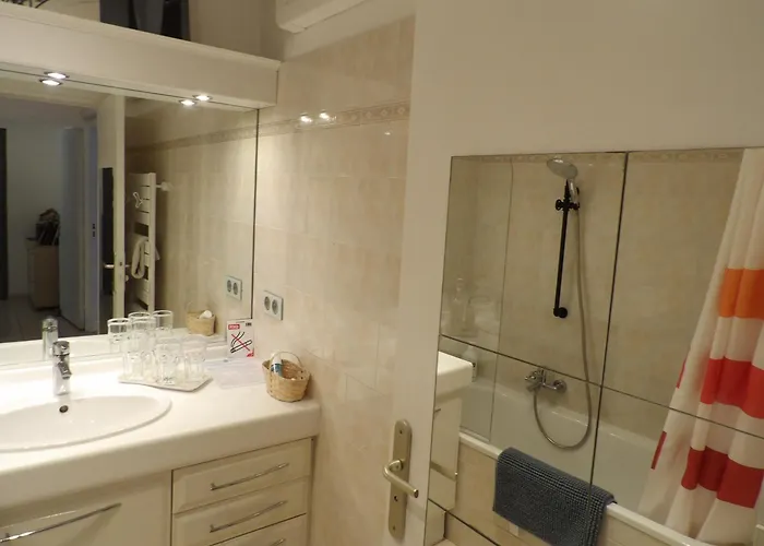 アパート 3p, Cannes, Domaine Securise, Piscine, Tennis, Golf, 3 Etoiles *