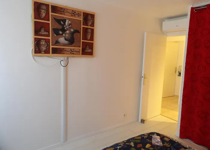 3p, Cannes, Domaine Securise, Piscine, Tennis, Golf, 3 Etoiles アパート *